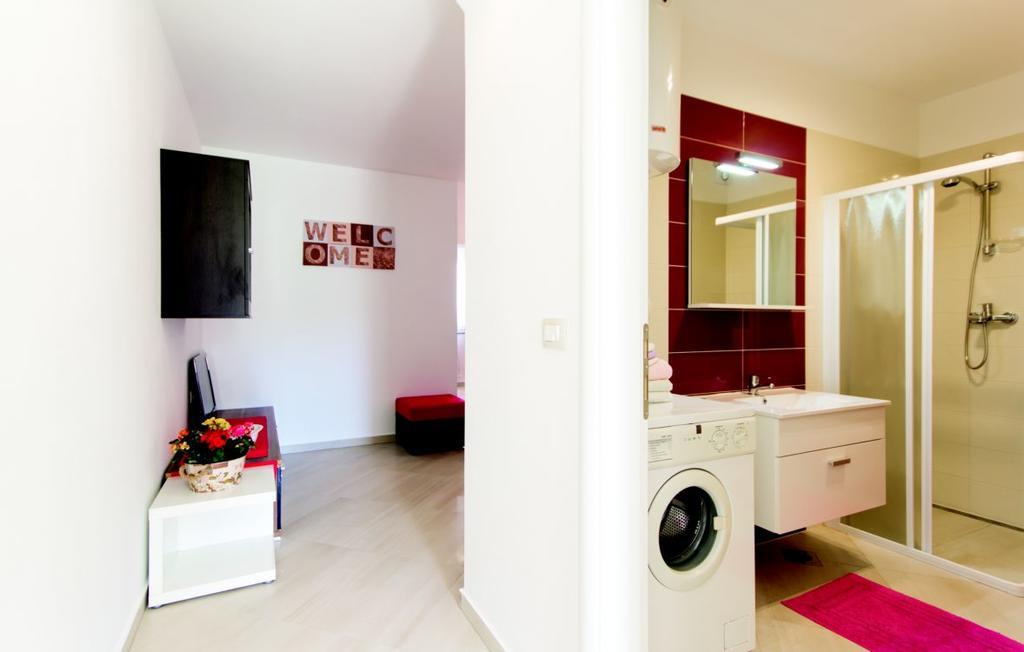 Apartment Vilic Pula Exteriör bild