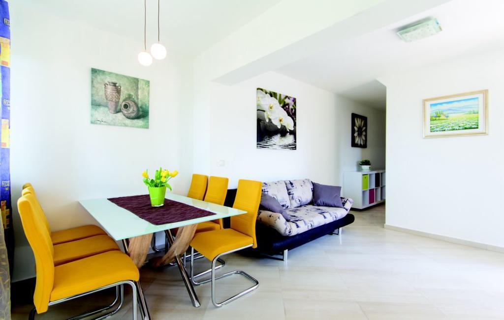 Apartment Vilic Pula Exteriör bild