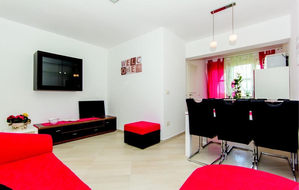 Apartment Vilic Pula Exteriör bild